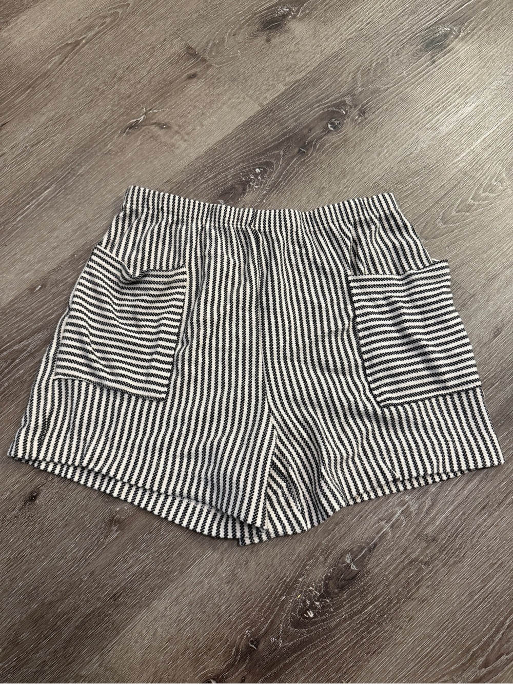 Boutique Striped Black & White Women’s Knit Shorts
